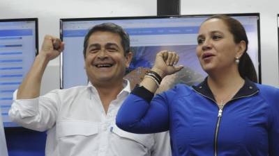 Ana García y Juan Orlando Hernández fueron la pareja presidencial durante ocho años en el Poder Ejecutivo de Honduras. Fotografía: EFE