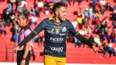 Luciano Ursino es argentino de nacimiento y ya juega con la selección de Bolivia