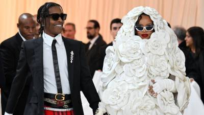 El rapero A$AP Rocky y la cantante Rihanna durante la pasada edición de la Met Gala.