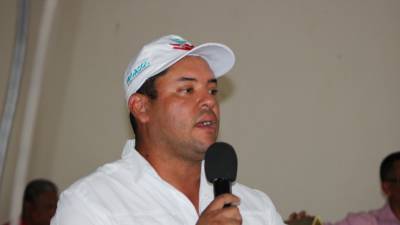 Una funcionaria de la Secretaría de Desarrollo Social (Sedesol) denunció que el diputado de Libertad y Refundación (Libre), Felipe Ponce, politizó las ayudas que el Gobierno envió a Yoro debido a la emergencia por la tormenta tropical Sara.