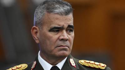 El ministro de Defensa, general en jefe Vladimir Padrino, insiste en la lealtad de la Fuerza Armada hacia Maduro.