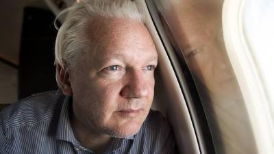 Assange se declarará culpable de “conspiración para obtener y revelar información relativa a la defensa nacional” en un tribunal de EEUU.