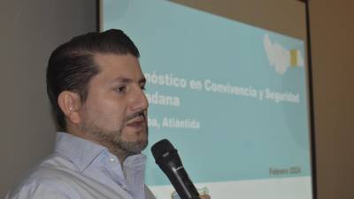 El alcalde de La Ceiba, Bader Dip invitó al CNA a constatar los proyectos de mantenimiento en el botadero municipal para verificar que s esiguieron los procedimientos que corresponden.