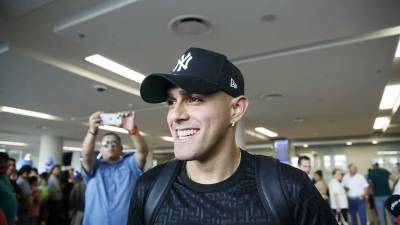 Luis Palma atendió a los medios de comunicación tras su llegada a Honduras y dio sus valoraciones sobre México. los legionarios y su momento con el Celtic.