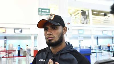 Alex López habló con los medios de comunicación tras su llegada a Honduras.