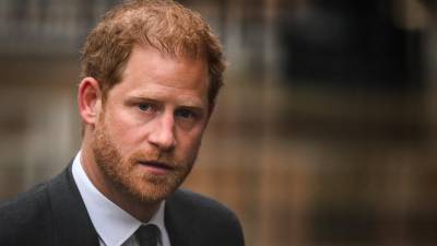 El príncipe Harry pide a la justicia protección policial para el y su familia cuando visite el Reino Unido.