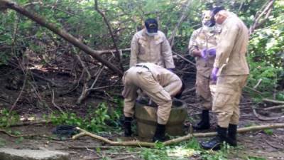 El Cuerpo de Bomberos rescató el cadáver del pozo con varias sogas
