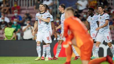 Bayern Múnich no tuvo problemas para superar al cuadro culé en el Camp Nou.