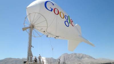 La idea de Google incluye el despliegue de gobos aerostáticos para transmitir la señal de Internet sobre vastas áreas.