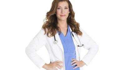La actriz Kate Walsh da vida a la doctora Addison Montgomery en la exitosa serie “Grey’s Anatomy”.