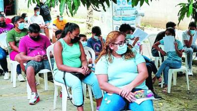 Según autoridades de Salud se está atendiendo a más de 150 personas al día en el triaje más grande de Villanueva.