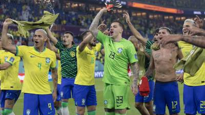 Brasil derrotó 1-0 a Suiza y se clasificó a octavos de final del Mundial de Qatar 2022.