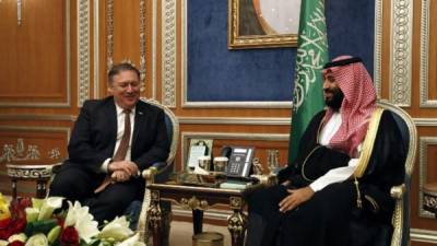 Pompeo viajó a Arabia Saudí para reunirse con el rey Salman tras las amenazas cruzadas entre Trump y los saudíes por la desaparición del periodista./AFP.