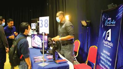 <b><span class=mln_uppercase_mln>Iniciativa.</span></b> En 2022 en la CCIC se realizó un evento de emprendedores.