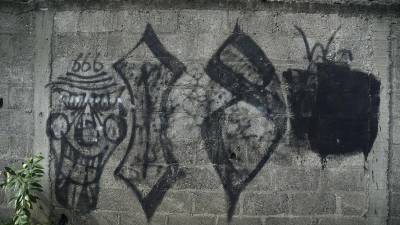 Un equipo periodístico de LA PRENSA Premium se adentró en el oscuro territorio controlado por maras y pandillas en el sector Rivera Hernández de San Pedro Sula.