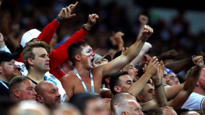 En esta ocasión las sanciones no fueron impuestas por el comportamiento de aficionados. Tanto Uruguay como Inglaterra tienen seguidores muy eufóricos.