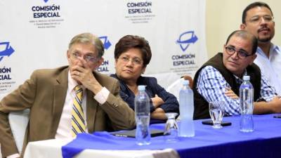 La Comisión en la presentación de ayer.