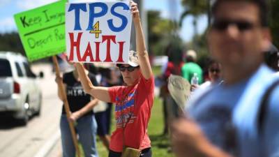 Activistas proinmigrantes exigen al Gobierno de Trump reconsiderar el TPS para haitianos y centroamericanos.