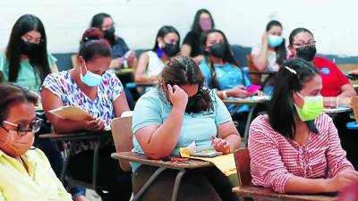 Los docentes se sometieron a pruebas el pasado 26 de agosto para optar a 14,000 plazas.