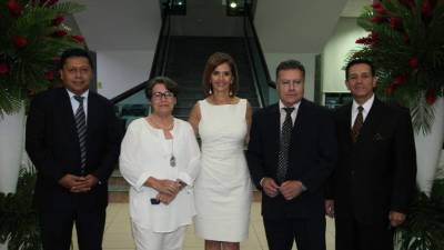 Iván Xicará, Martha Molanphy, Suyapa Monterroso, Francisco Pinto Rodezno y Gerardo Rivera.