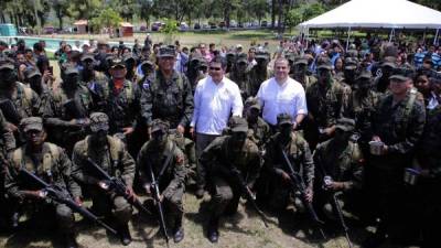 La ceremonia fue encabezada por el presidente Juan Orlando Hernández y la cúpula militar.
