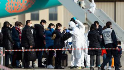 Los pasajeros con sospechas de coronavirus fueron puestos bajo vigilancia médica en Istres, localidad en el sur de Francia.