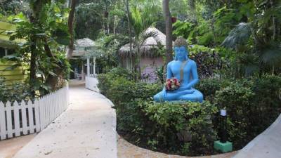 Vista de la casa de descanso del fallecido cantautor Juan Gabriel en la Riviera Maya, en el estado de Quintana Roo (México). EFE