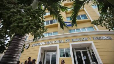 Edificio que albega la sede de la Comisión Nacional de Bancos y Seguros en Tegucigalpa.