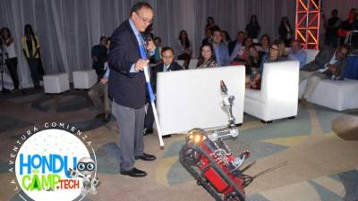 Ramón Espinoza en la presentación del evento.