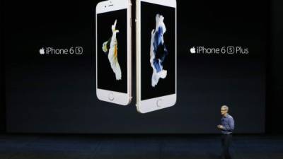Tim Cook, principal ejecutivo de Apple, durante la presentación, en septiembre pasado, del iPhone 6, la versión más reciente del emblemático teléfono.