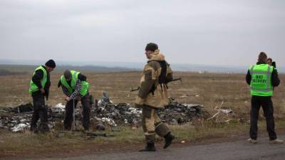 Expertos holandeses llegaron a la zona del accidente del MH17 en Ucrania, para continuar con la búsqueda de restos del avión y dar por concluida la investigación.