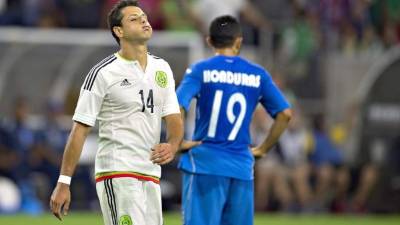 'Chicharito' Hernández quedó fuera de la Copa Oro por lesión.