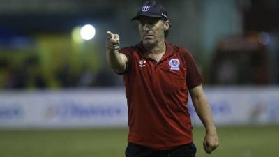 Pedro Troglio tiene un 100% de efectividad en Liga Nacional