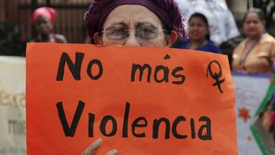 Protesta de mujeres en contra de los femicidios. Foto archivo.