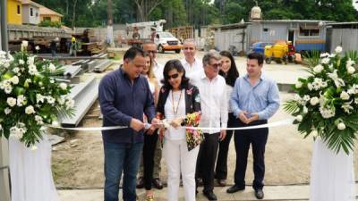 El alcalde Calidonio participó en la inauguración.