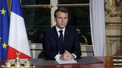 El presidente Emmanuel Macron reiteró el compromiso de su gobierno para restaurar el monumento histórico que representa la catedral.