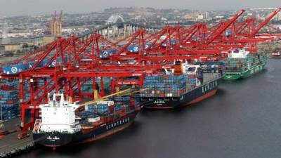 Instalaciones de la terminal portuaria ubicada en Long Beach, California.
