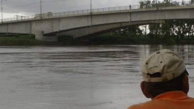 El nivel del río Ulúa ha tenido una crecida considerable. Foto de archivo.