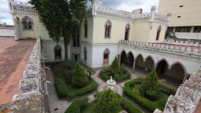 Los jardines de la histórica Casa de Gobierno.