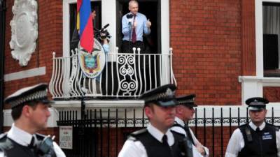 Assange lleva más de mil días refugiado en la embajada ecuatoriana en Inglaterra.