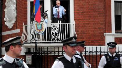 Assange lleva más de mil días refugiado en la embajada ecuatoriana en Inglaterra.