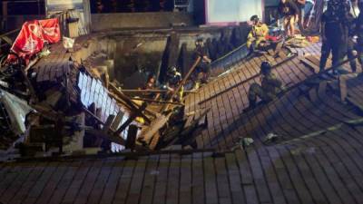 Más de 300 personas resultaron heridas luego de que un muelle cediera durante un concurrido festival de música en Vigo./EFE.