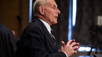 John Kelly subrayó que 'los terroristas quieren derribar aviones' ya que 'los ven como el objetivo más importante'.// Foto EFE.