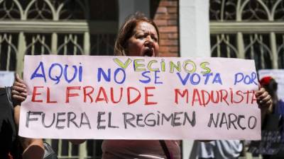 “En mi centro electoral, la Constituyente no va” y“Maduro, dictador”, fueron algunos de los mensajes de la oposición en el “cartelazo”.