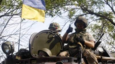 El presidente ucraniano ordenó a su ejército un alto al fuego contra los rebeldes prorrusos.