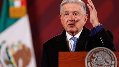 El presidente de México, Andrés Manuel López Obrador, participa en una rueda de prensa matutina hoy, en el Palacio Nacional de Ciudad de México.