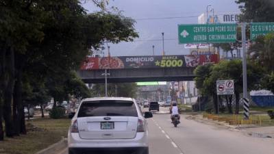 Comparado con otros años, San Pedro Sula no está tapizada de rótulos y propaganda.