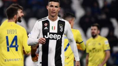 Cristiano Ronaldo lamentó el penal fallado. FOTO AFP.