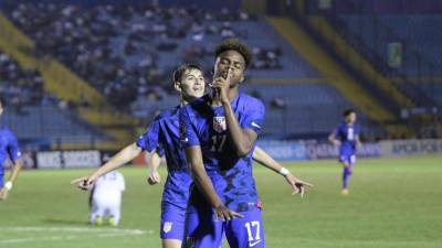 Keyrol Figueroa llegó a seis goles y su segundo doblete con EUA.