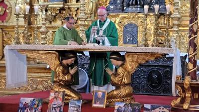 El arzobispo de Tegucigalpa, José Vicente Nácher, durante la misa de este domingo.